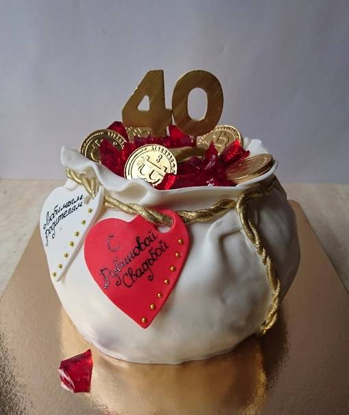 Что подарить на 40 лет свадьбы: всё в красном цвете на рубиновую годовщину