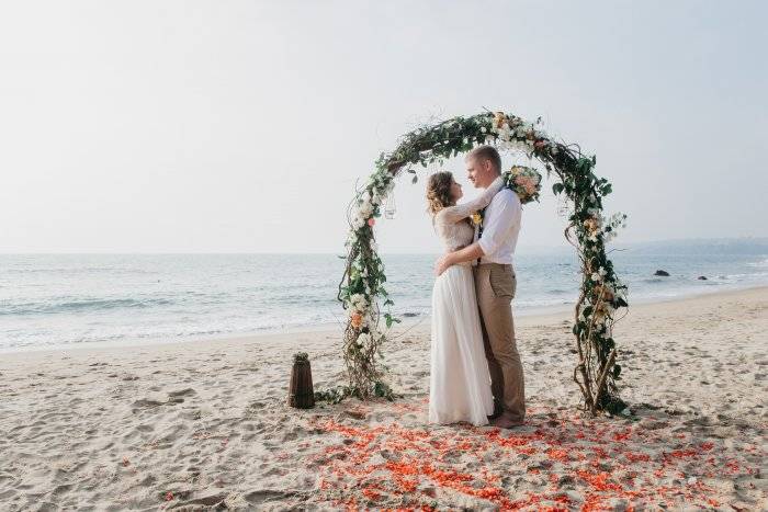Свадьба на берегу моря: плюсы и минусы