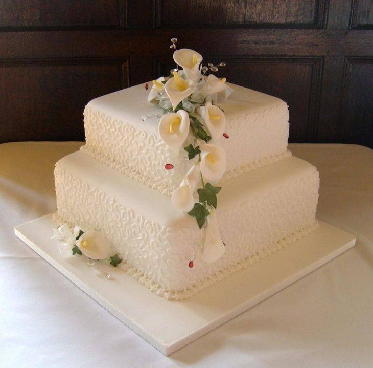 Квадратные и прямоугольные свадебные торты — необычные формы и яркие вкусы