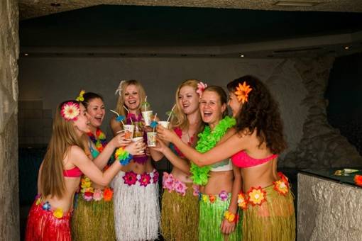 Тропическая вечеринка: солнечный рай круглый год! | fiestino.ru