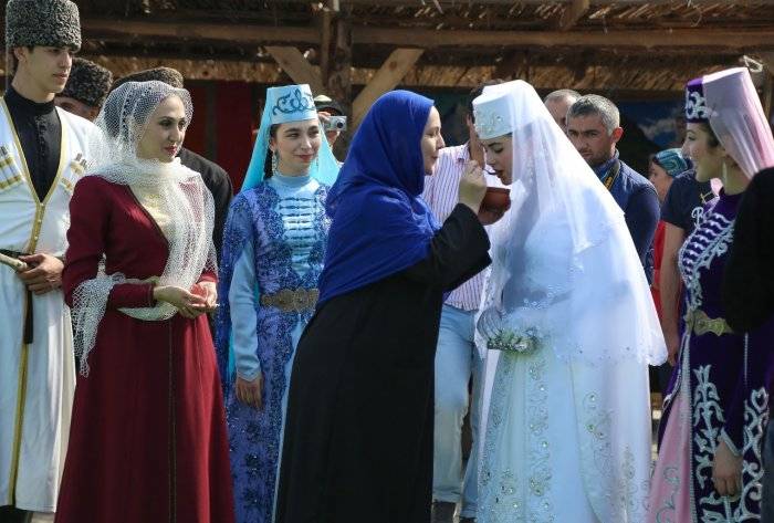 Адыгская свадьба - традиции и последовательность действий на ней