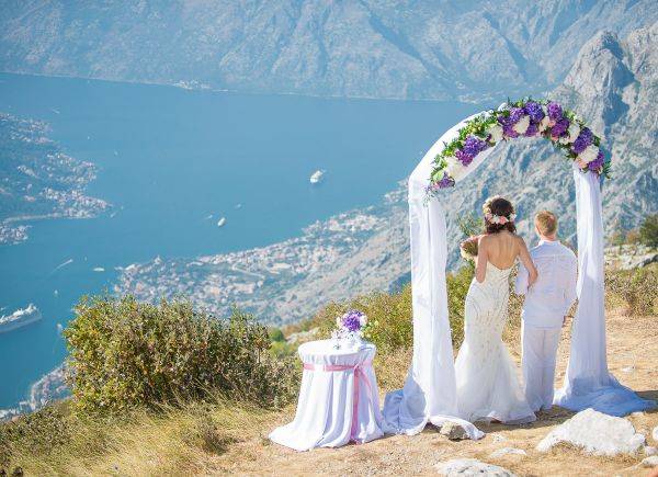 Воплощенная в реальность мечта – свадьба в Черногории: для двоих или большой компании