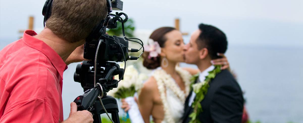 Как выбрать видеооператора на свадьбу - полезные советы и рекомендации, тонкости поиска