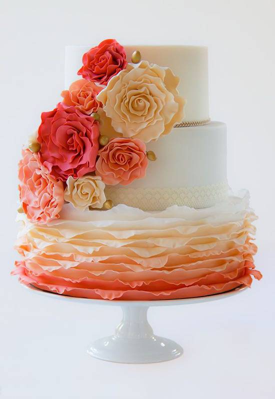 Свадебный торт в стиле омбре: восхитительный дизайн главного десерта