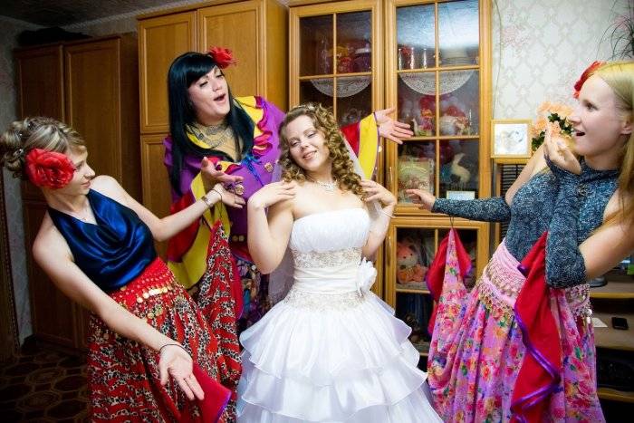 Смешной сценарий выкупа невесты в медицинском стиле: веселый медосмотр жениха