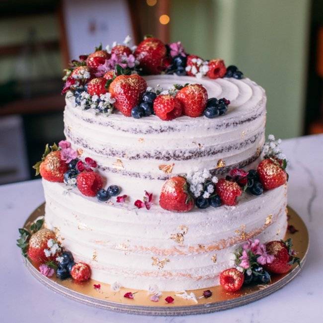 40 самых красивых свадебных кремовых тортов: фото и рекомендации по приготовлению