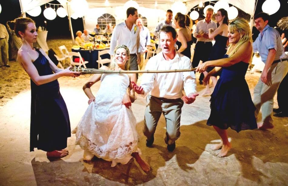 Конкурсы на свадьбу для жениха и невесты: самые прикольные развлечения для молодоженов