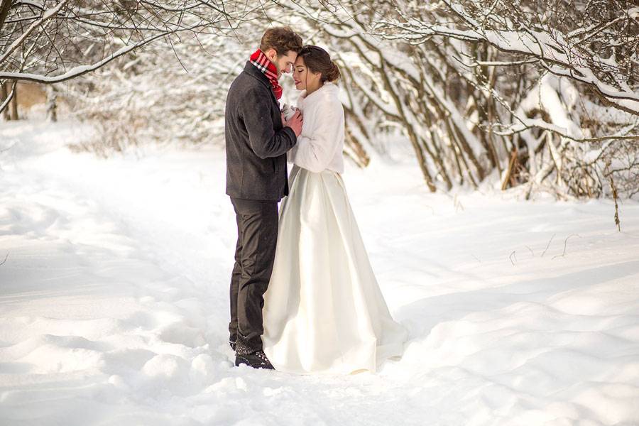 8 идей для красивой зимней свадебной фотосессии