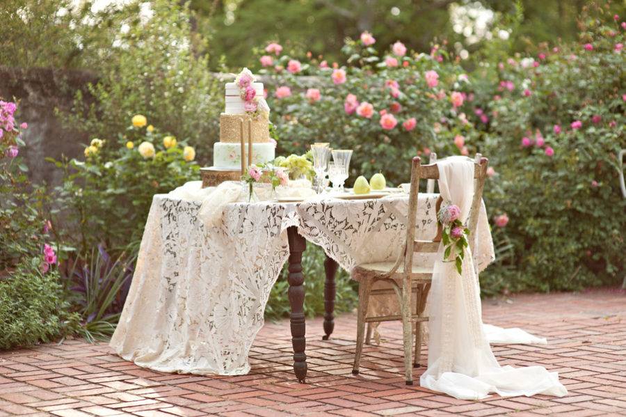 Винтажный аристократизм: как организовать роскошную свадьбу в стиле шебби шик