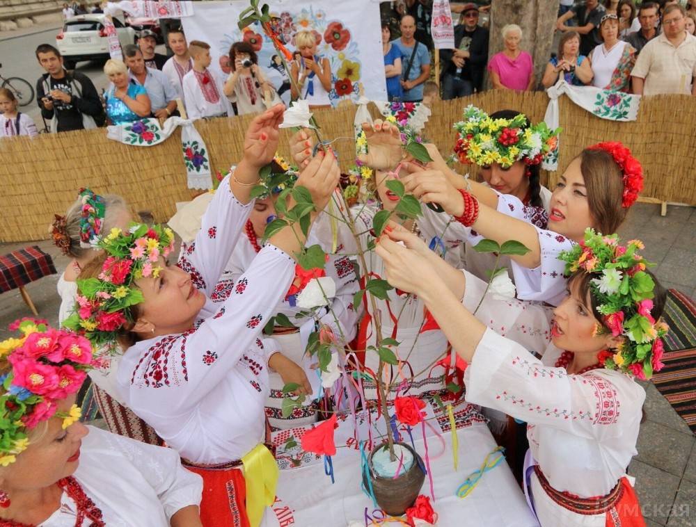 Национальные традиции и обычаи украинцев, праздники и суеверия