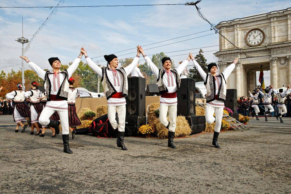 Молдавская свадьба — песни, музыка, танцы и обряды