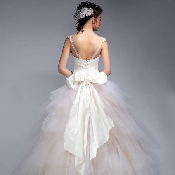Свадебные платья с бантом фото: 60 великолепных моделей | вечерние платья