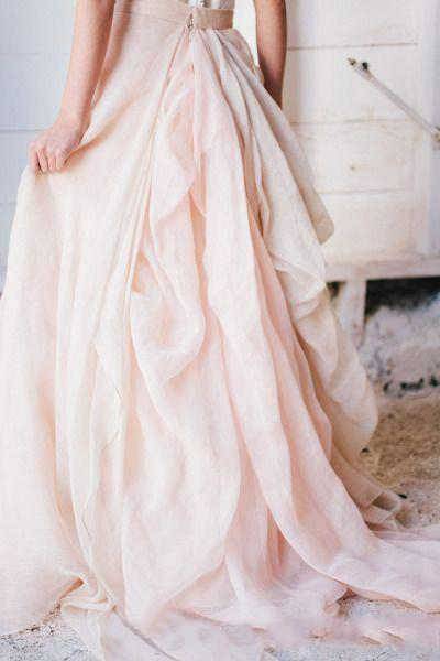 Пастельное свадебное платье: модели ванильного, розового и голубого тонов