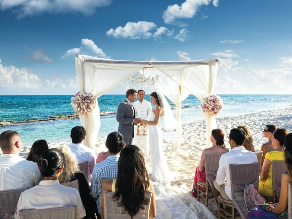 Незабываемые моменты – свадьба в крыму для двоих: организация церемонии