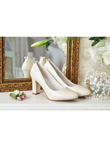 Свадебные туфли без каблука: 5 причин в пользу плоской подошвы