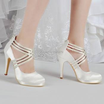 Свадебные туфли 2021: топ-10 трендов обуви для современной невесты