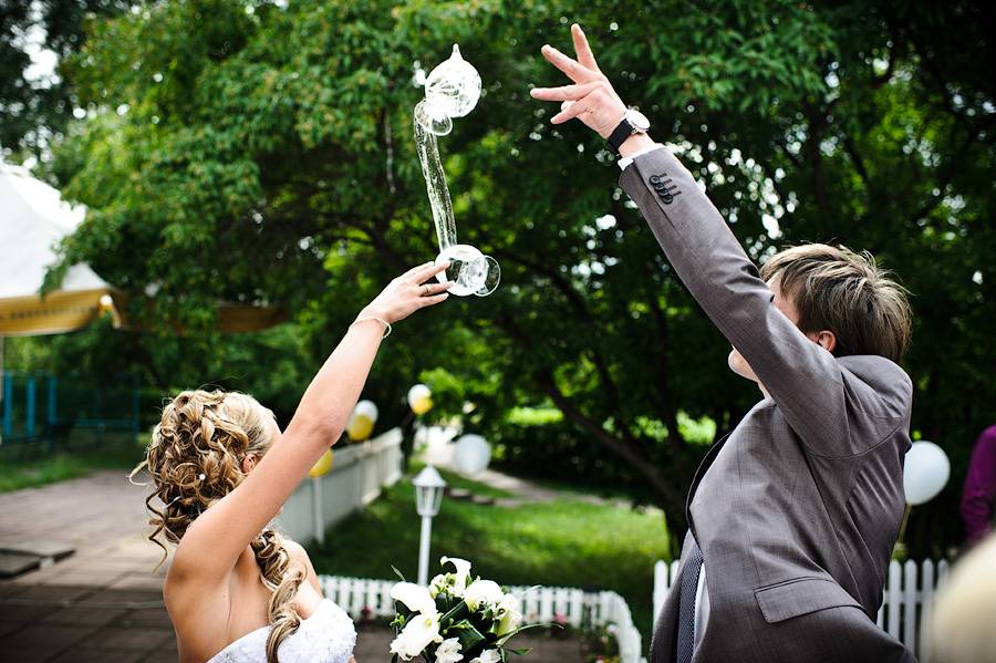Какие приметы на свадьбу самые актуальные?
