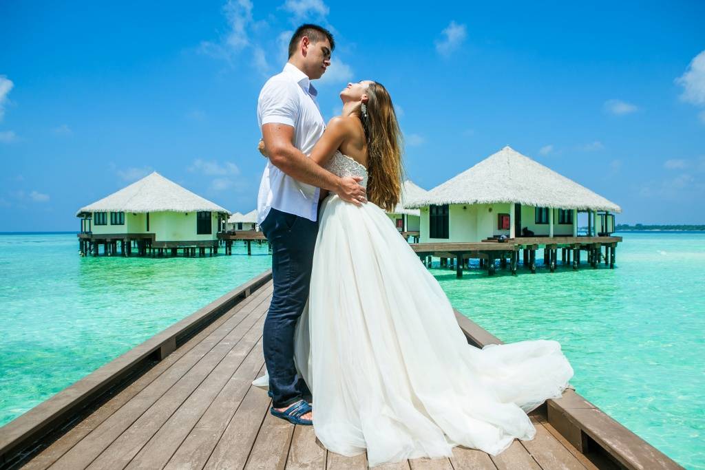 Свадебное путешествие в эпоху пандемии: где провести незабываемый медовый месяц в 2021 году | world fashion channel