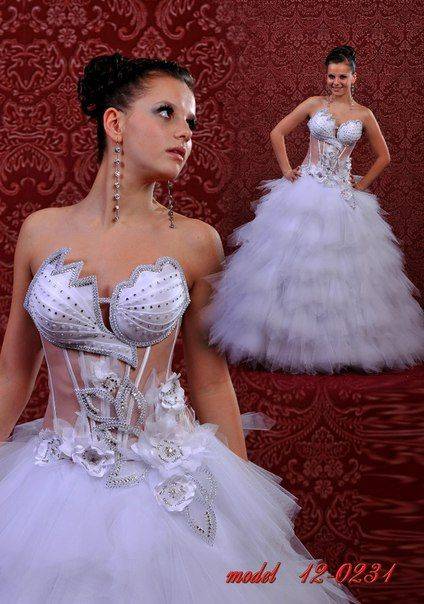 Свадебное платье с корсетом: модные фасоны и правила выбора