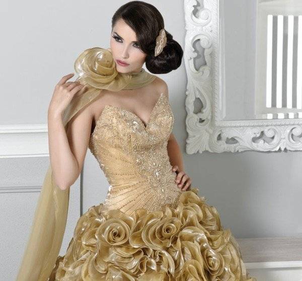 Золотое платье: 100 роскошных новинок, фасонов, сочетаний на фото