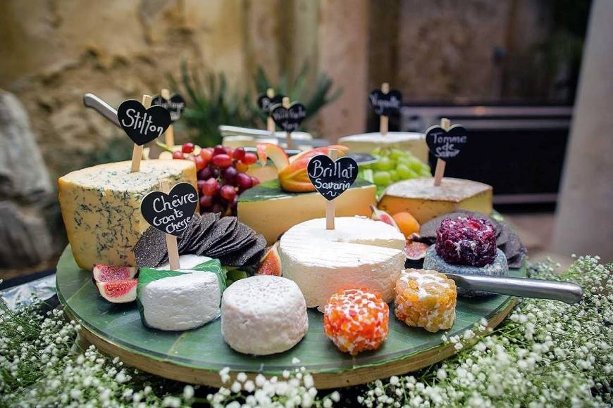 Фруктовый, сырный, чайный, лимонадный стол на свадьбе – удивите гостей модными food-барами