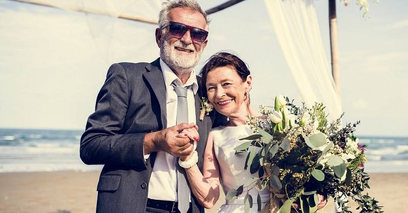 Почему после 50 лет не стоит выходить замуж и какие плюсы такого брака