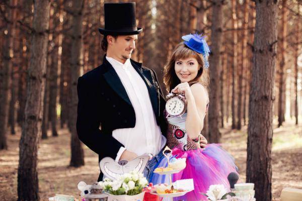 ᐉ свадьба в стиле алиса в стране чудес - оформление, аксессуары - svadebniy-mir.su