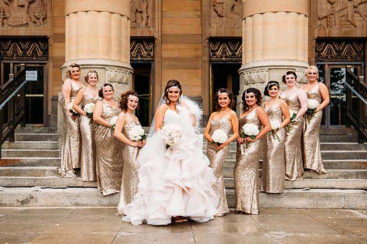 Свадебные платья в стиле чикаго: модели и аксессуары