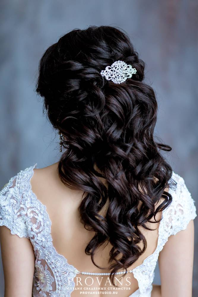 ТОП-5 лучших свадебных причесок с локонами на средние и короткие волосы – мастер-классы