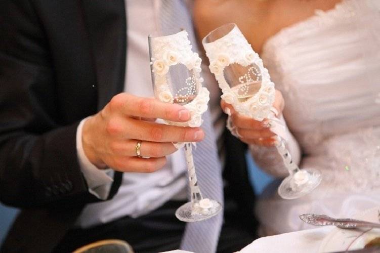 Народные свадебные приметы и суеверия для жениха и невесты