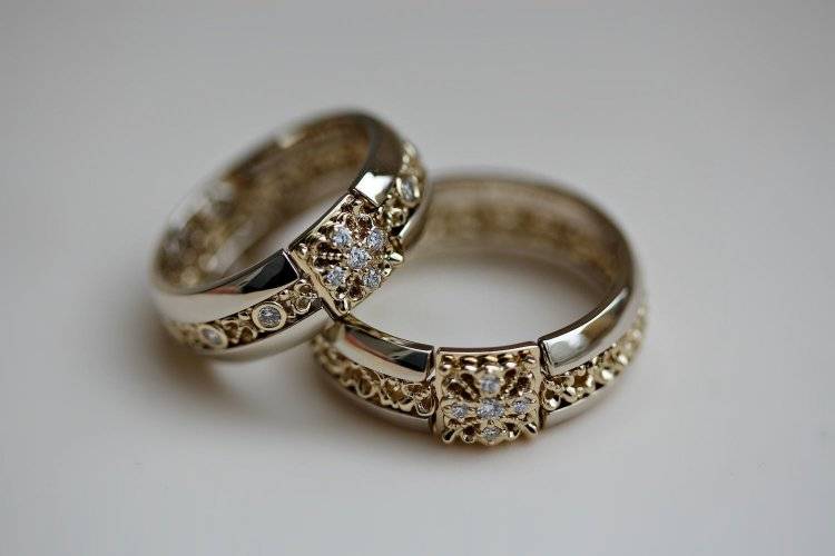Парные обручальные кольца: для тех, кто вместе на всю жизнь