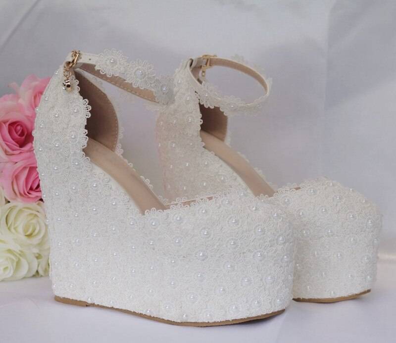 Цветные свадебные туфли для невесты