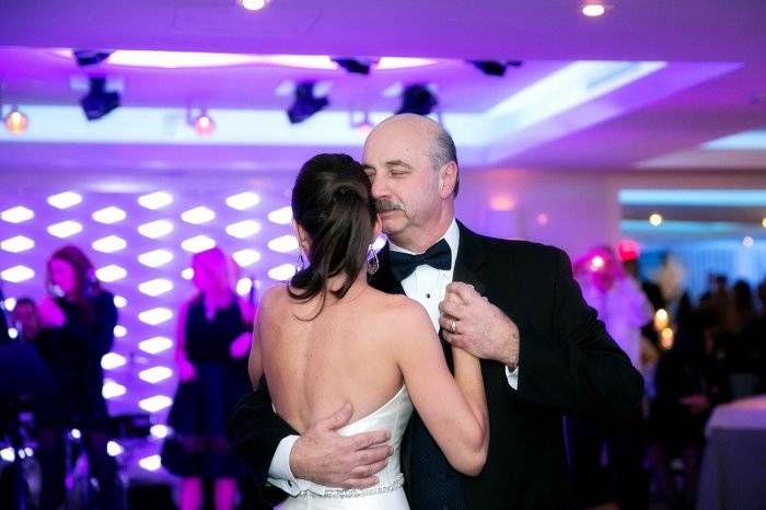 Свадебный танец отца и дочери: как подготовиться и какую песню выбрать