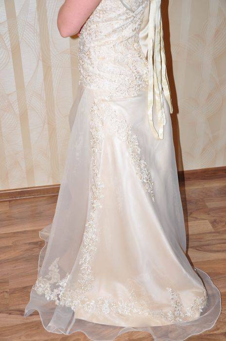 Платье для невесты цвета айвори