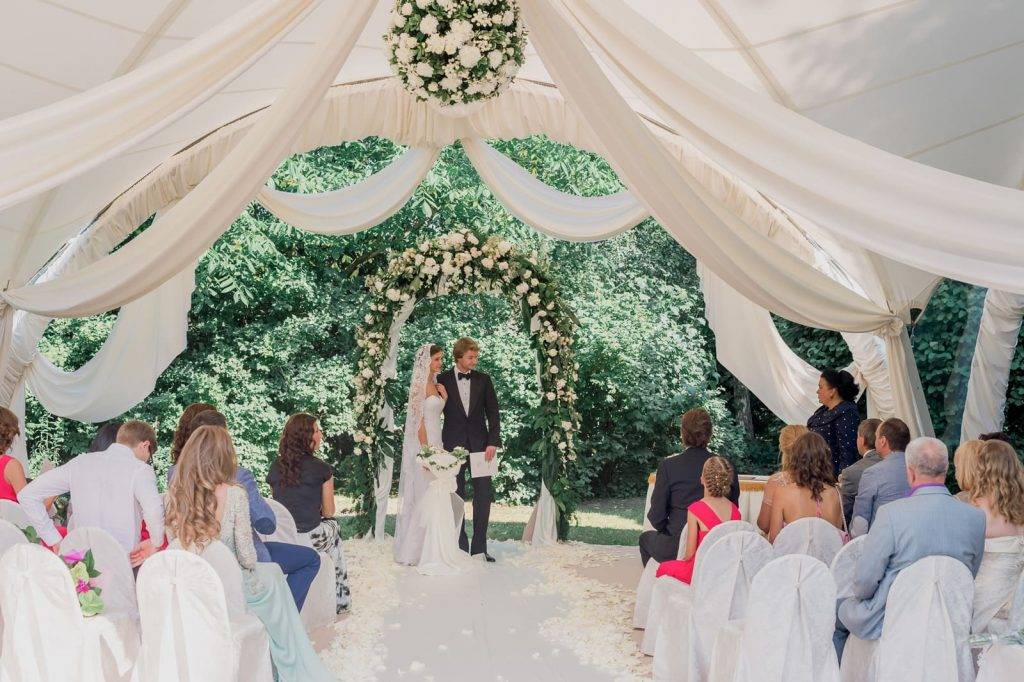 Оформление свадьбы в стиле шебби-шик – шикарный праздник для ценителей шика
