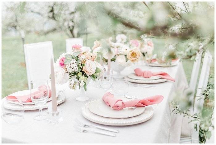 Букет невесты из кремовых роз: нежность и сдержанность – примеры композиций на фото