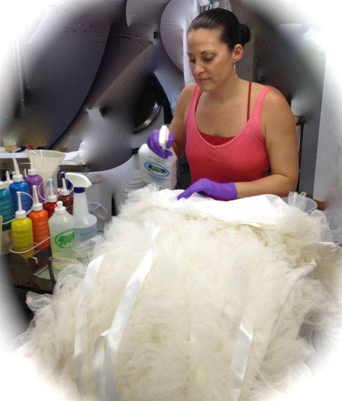 Можно ли стирать свадебные платья — за и против