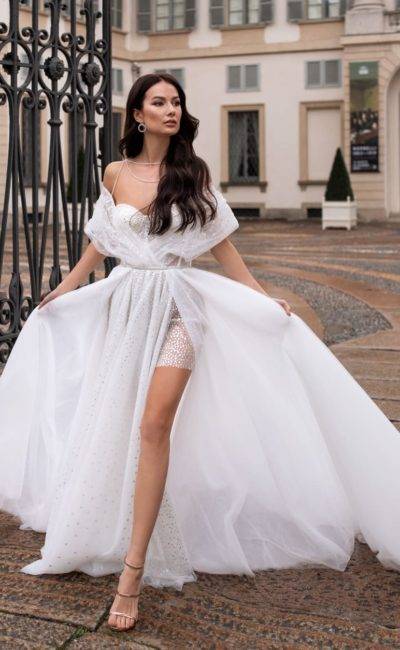Платье для мамы жениха на свадьбу: 100 красивых и стильных фото современных фасонов
