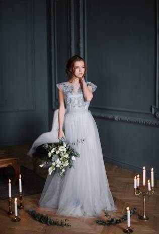 Как выбрать свадебное платье серого цвета – модные тренды, советы
