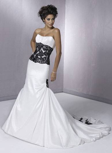 Черное свадебное платье, актуальные фасоны и подходящие аксессуары