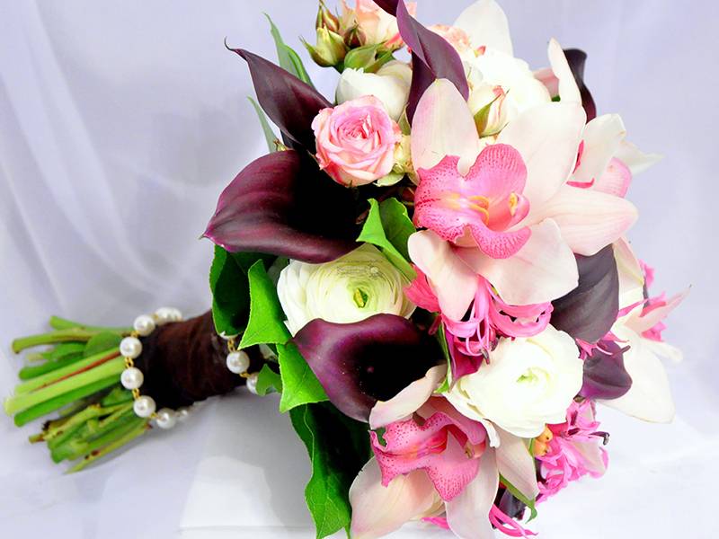 Букет невесты из калл – идеи на свадьбу с розами, орхидеями и другими цветами 2020 + фото