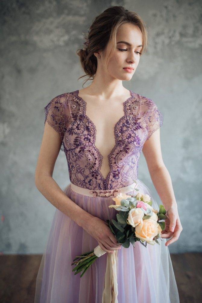 Свадебные платья фиолетового цвета, как вершина дизайнерского искусства