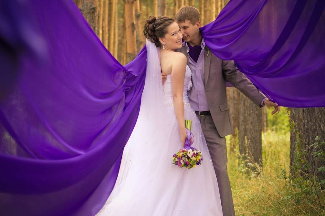 Оформление свадьбы в фиолетовом цвете: свежие идеи и полезные советы