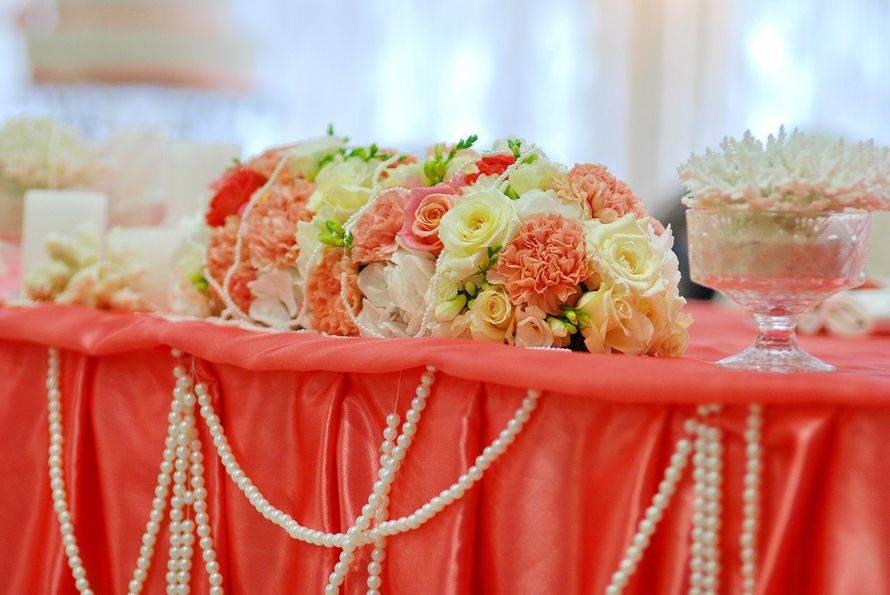 Коралловая свадьба (юбилей свадьбы 35 лет): что подарить и как отметить