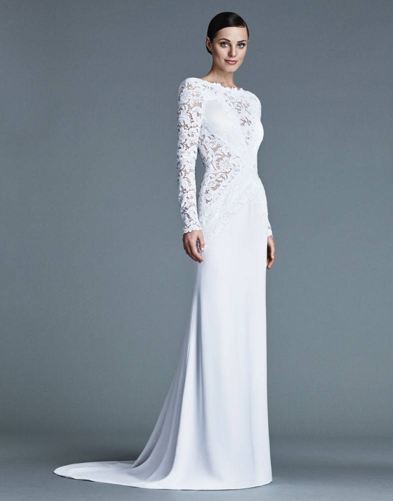 Свадебные платья 2022 - модные тенденции с фото: пышные, рыбкой, с рукавами, без рукавов, для полных, со шлейфом