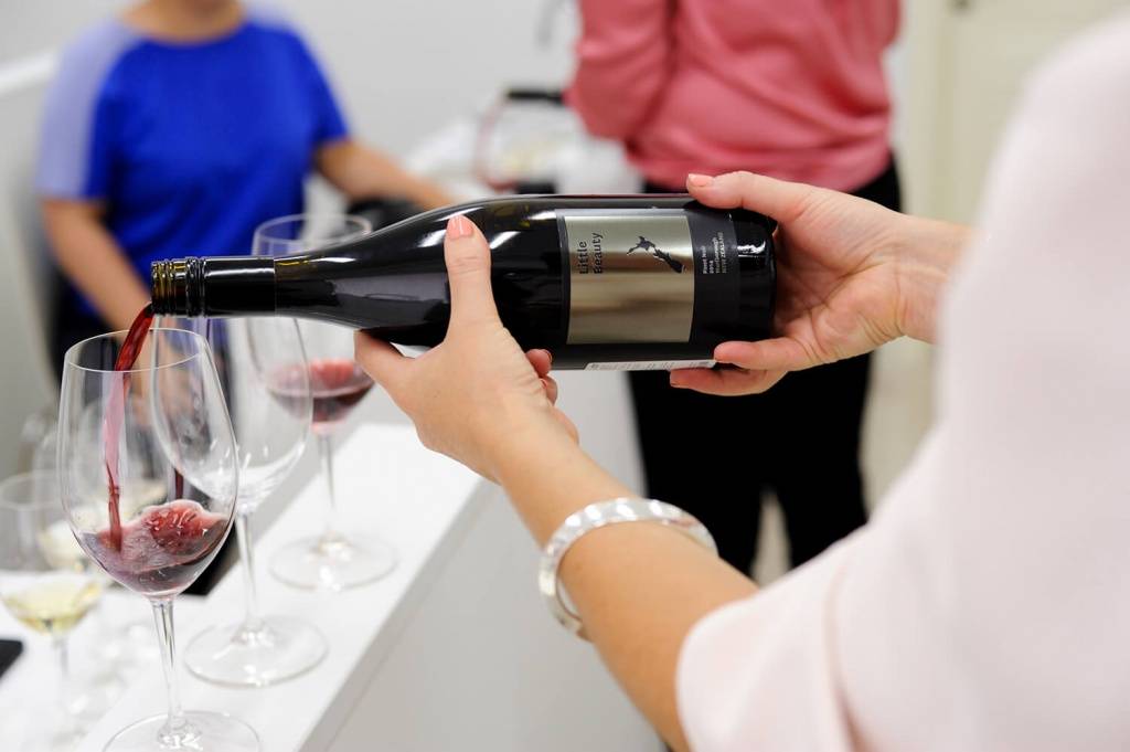 Вино на свадьбу: советы, как правильно выбрать