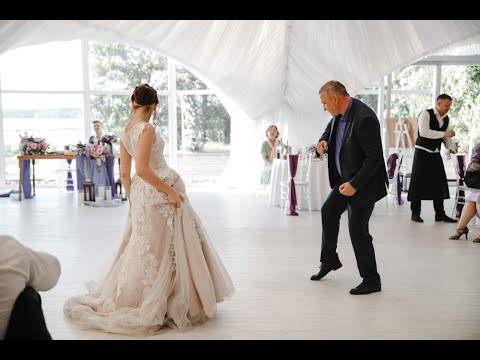 Свадебный танец-поздравление молодоженам от родителей: идеи, музыка