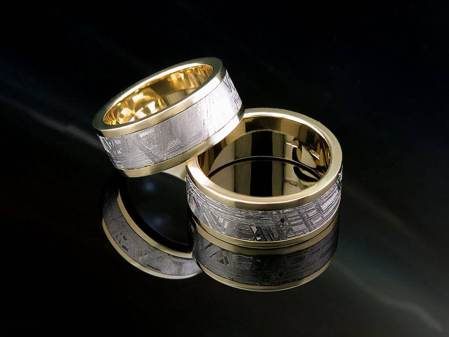 Парные обручальные кольца: материалы, виды, советы выбора (фото)