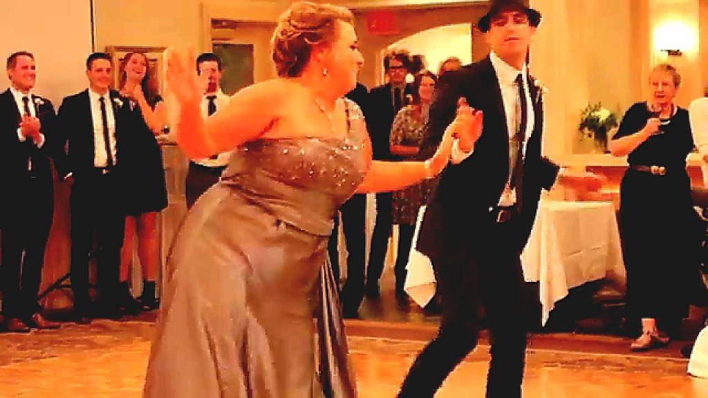 Музыка на свадьбу: танцы жениха и невесты с родителями - hot wedding