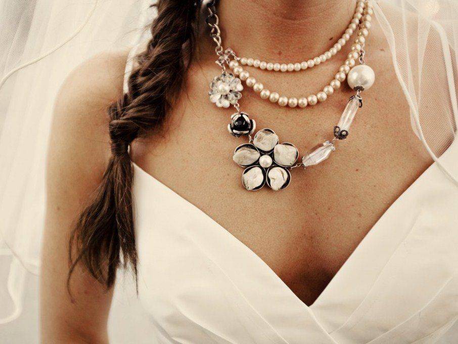 Свадебные украшения для волос невесты - виды